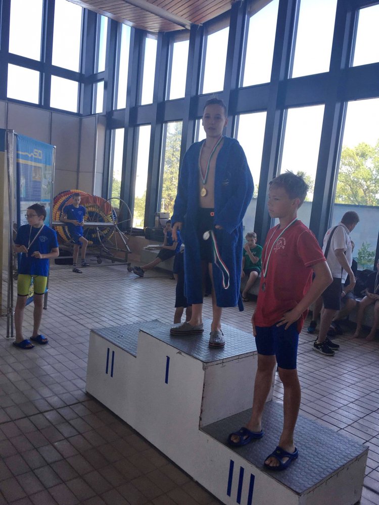 Pünkösdi úszóverseny 06